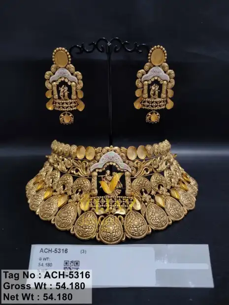 SHYAM JEWELLERS Gallery Image