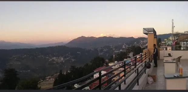HOTEL ALMORA INN Gallery Image