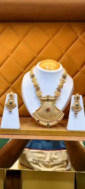 श्री किशोर ज्वैलर्स Gallery Image