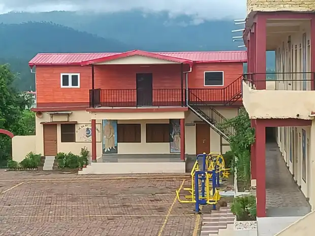 HOUSE EXPERT Gallery Image
