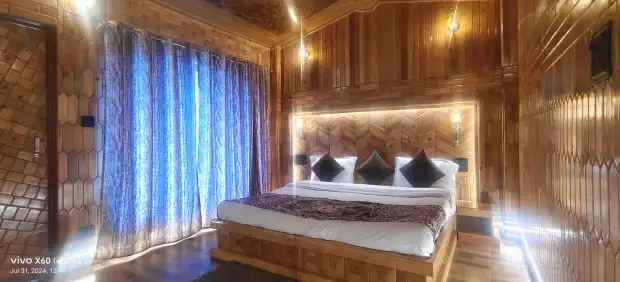 HOTEL MYSTIC MOUNTAIN Gallery Image