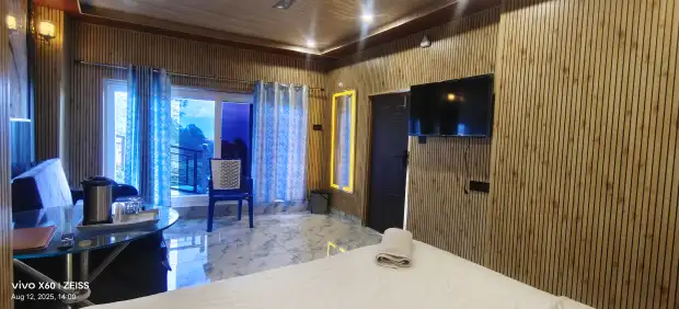 HOTEL MYSTIC MOUNTAIN Gallery Image