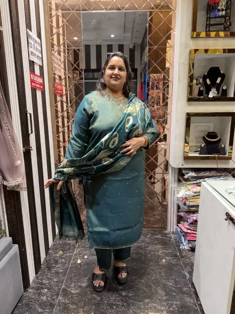 श्यामा श्याम गैलरी Gallery Image