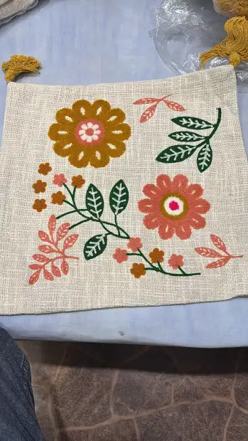 BATRA HANDLOOMS Gallery Image