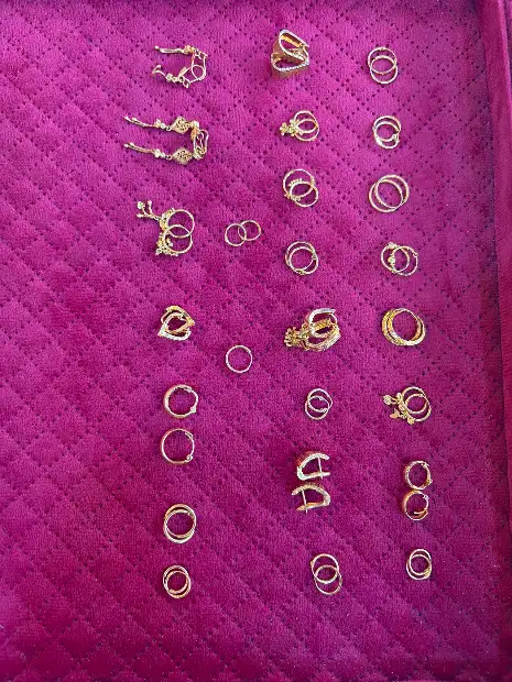 BANARSHI DAS JEWELLERS Gallery Image