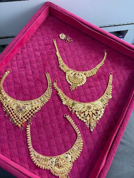BANARSHI DAS JEWELLERS Gallery Image