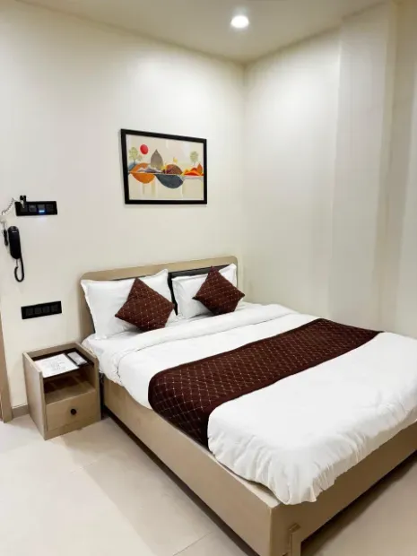 HOTEL RATAN INFINITY Gallery Image