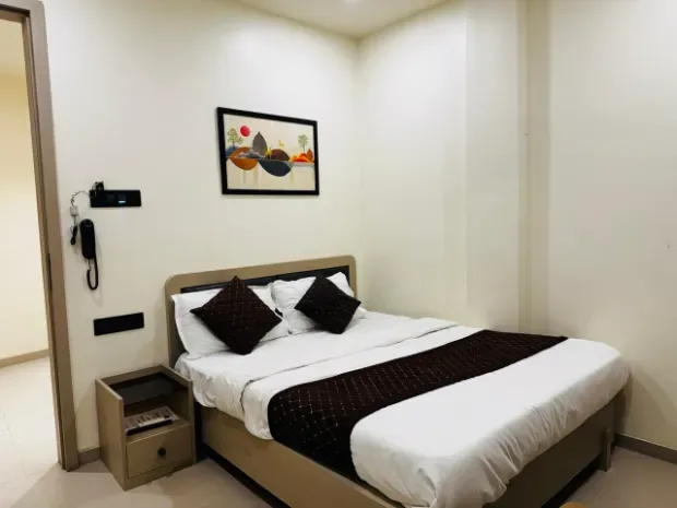 HOTEL RATAN INFINITY Gallery Image