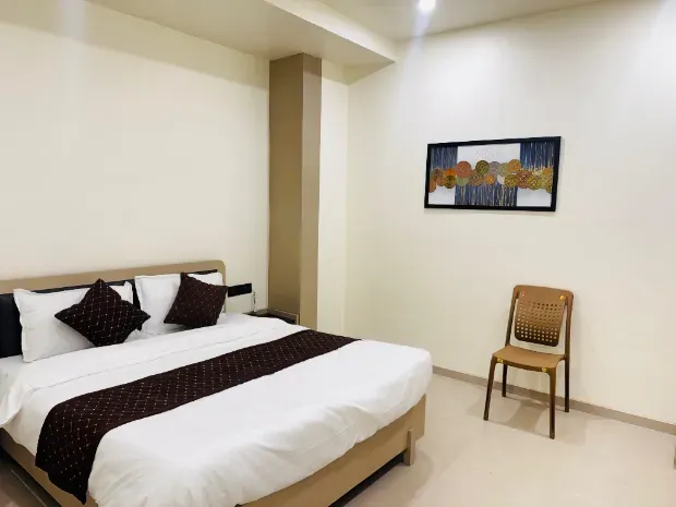HOTEL RATAN INFINITY Gallery Image