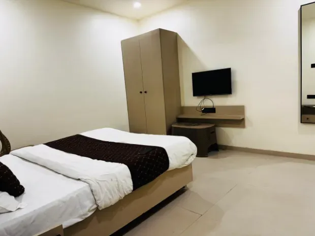 HOTEL RATAN INFINITY Gallery Image
