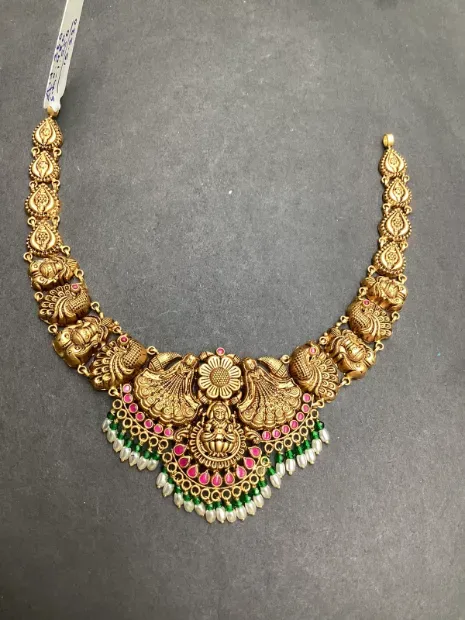 DAGINA JEWELLERS Gallery Image