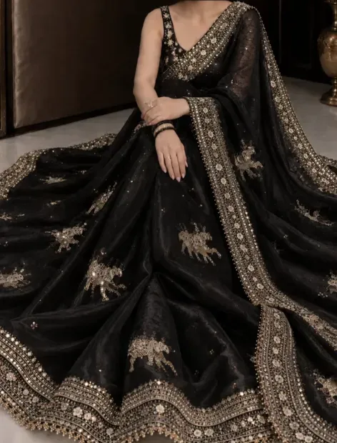 नायक साड़ी घर Gallery Image