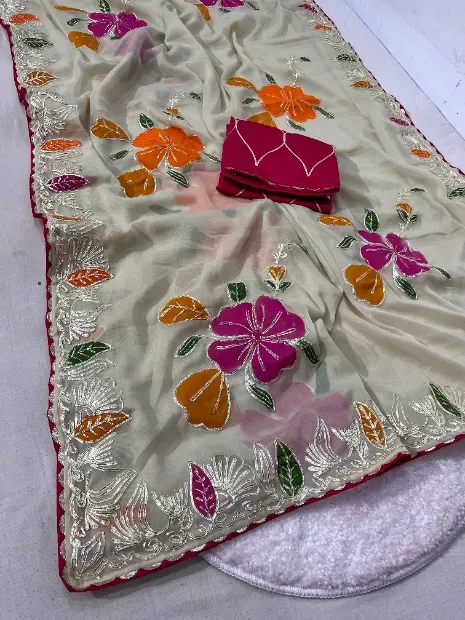 ANUPAMA SAREE CENTRE Gallery Image