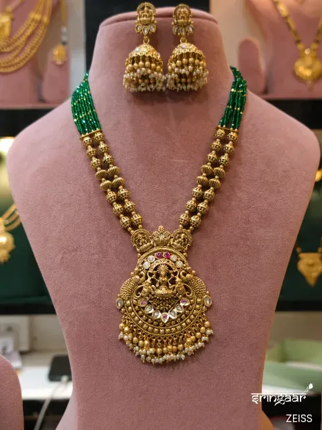 MAA KAMLA BANGLES & DESIGNER JEWELLERS Gallery Image