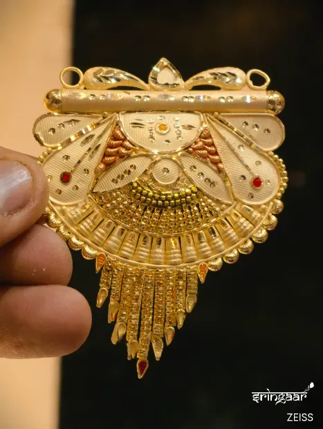 MAA KAMLA BANGLES & DESIGNER JEWELLERS Gallery Image