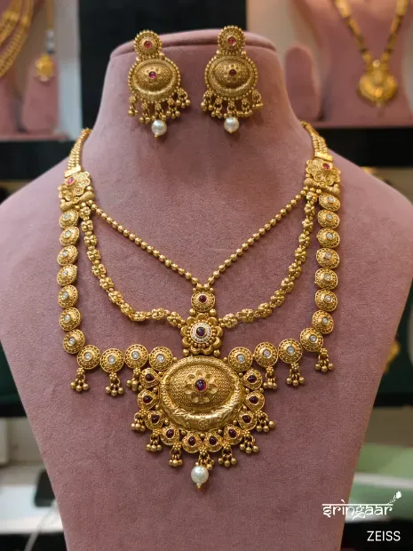 MAA KAMLA BANGLES & DESIGNER JEWELLERS Gallery Image