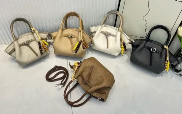 👛 PURSE CAFE Gallery Image