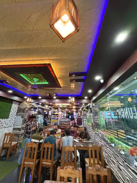 HOTEL OM NARAYANI & GEETANJALI SWEETS Gallery Image