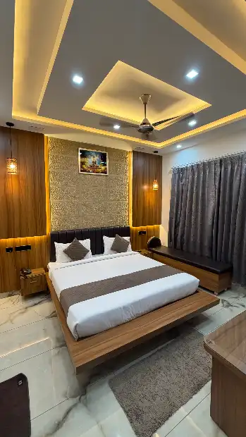 HOTEL OM NARAYANI & GEETANJALI SWEETS Gallery Image