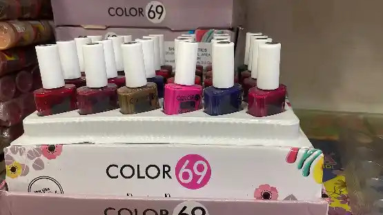 Nail paint  - NAMAN ENTERPRISES