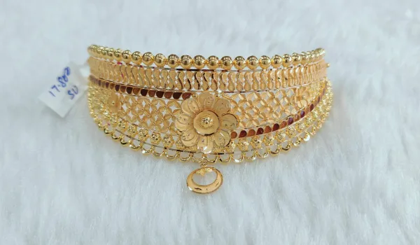  - SHRI MAKHAN JEWELLERS