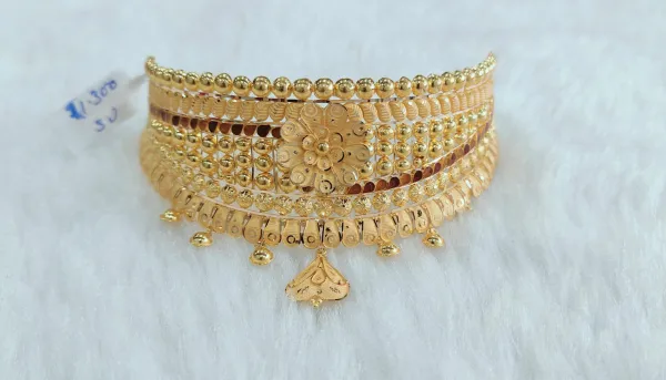  - SHRI MAKHAN JEWELLERS