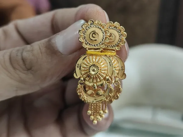  - SHRI MAKHAN JEWELLERS