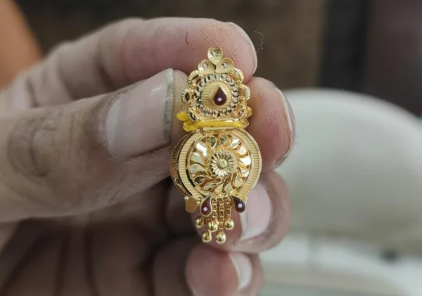  - SHRI MAKHAN JEWELLERS
