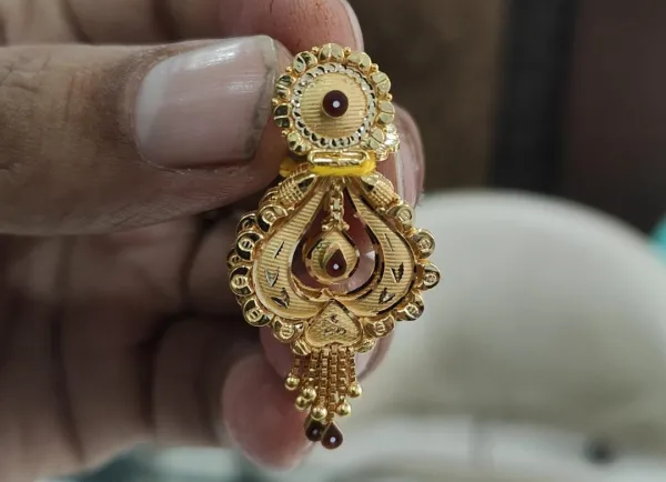  - SHRI MAKHAN JEWELLERS