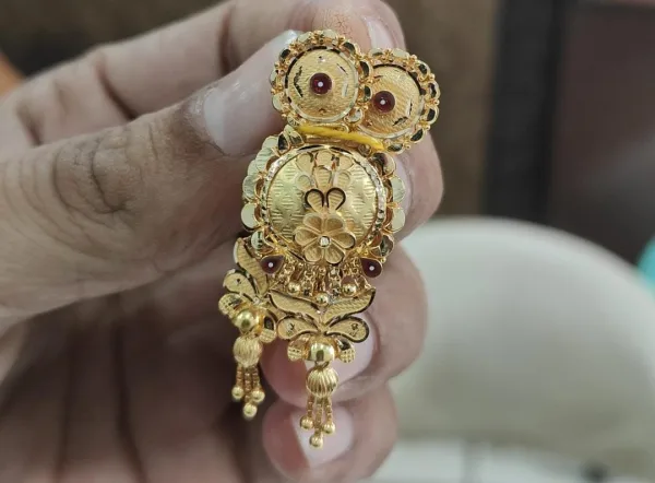  - SHRI MAKHAN JEWELLERS
