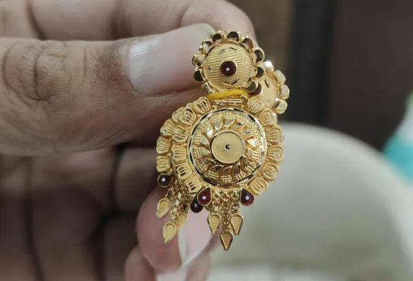  - SHRI MAKHAN JEWELLERS