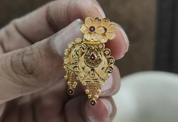  - SHRI MAKHAN JEWELLERS