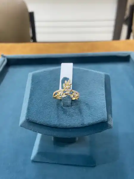 gold ring - RAJ RADHIKA