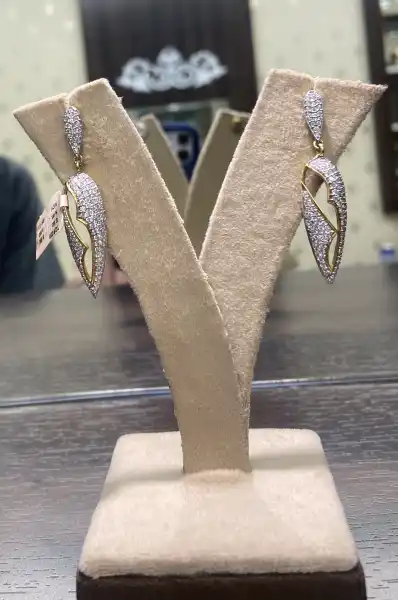 Earings - RAJ RADHIKA