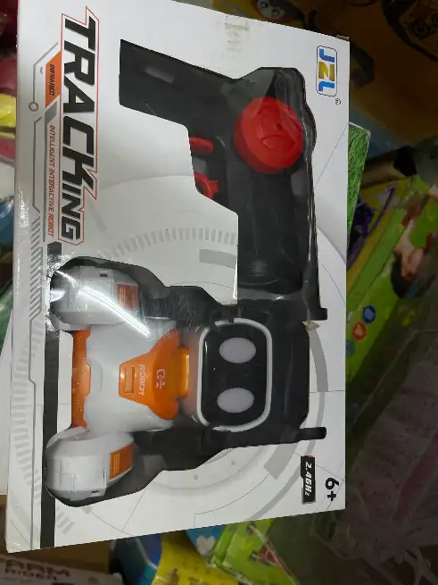 Robot  - MAHAMAYA TOYS & GIFTS