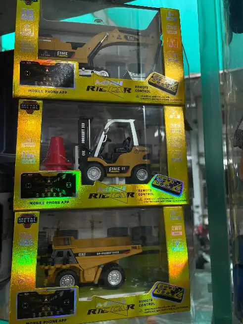 1:64 crawler mini rc jcb  - MAHAMAYA TOYS & GIFTS