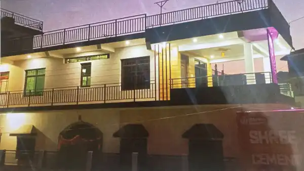  - HOUSE EXPERT
