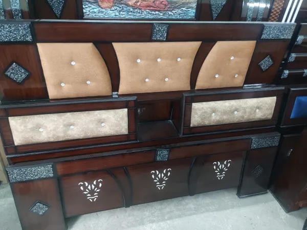  - नेगी फर्नीचर हाऊस
