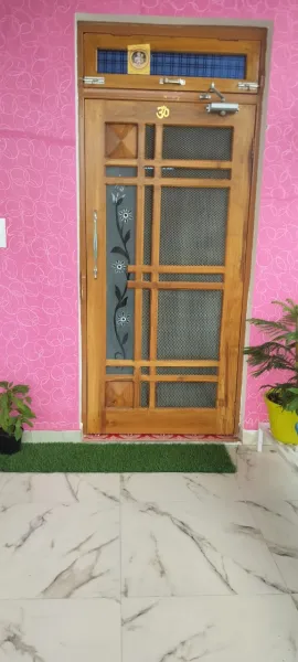  - नेगी फर्नीचर हाऊस