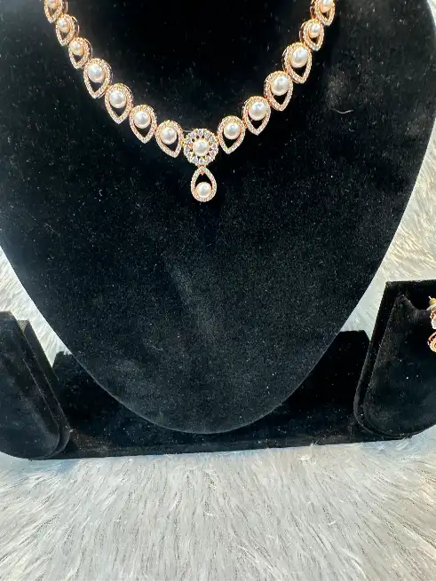 AD SET  - LOVELY LOOK JEWELLERY