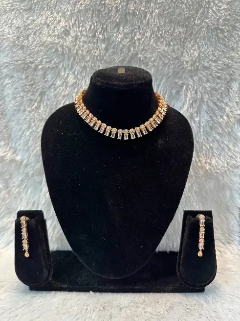 AD SET 18 - LOVELY LOOK JEWELLERY