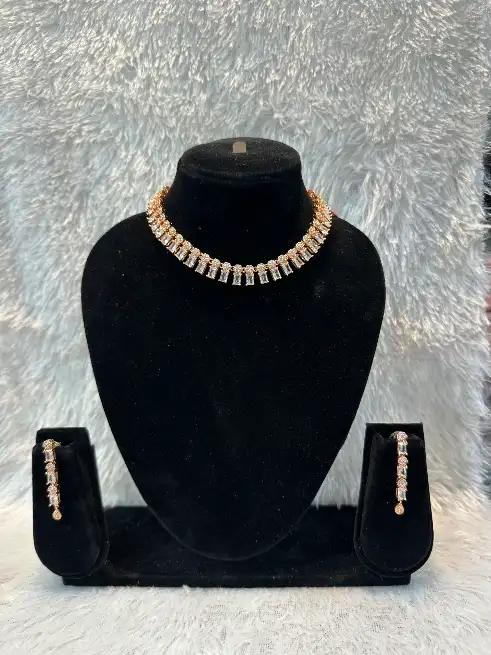 AD SET 19 - LOVELY LOOK JEWELLERY