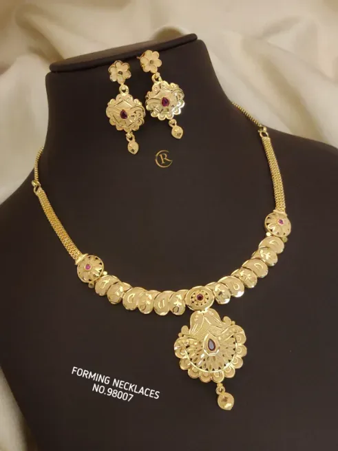 On garm gold harset - VAISHANVI JEWELLERY