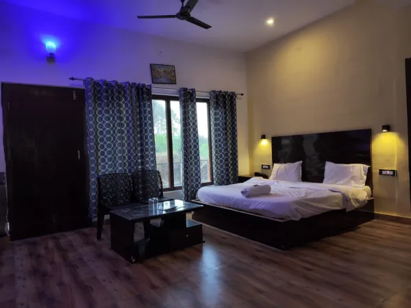  - VAISHNAVI PARADISE