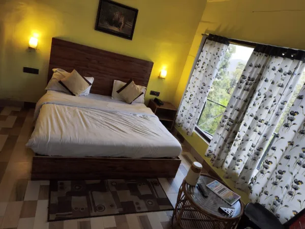  - VAISHNAVI PARADISE