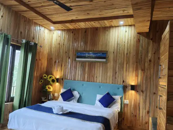 Himalaya facingHimalaya facing 4 - VAISHNAVI PARADISE