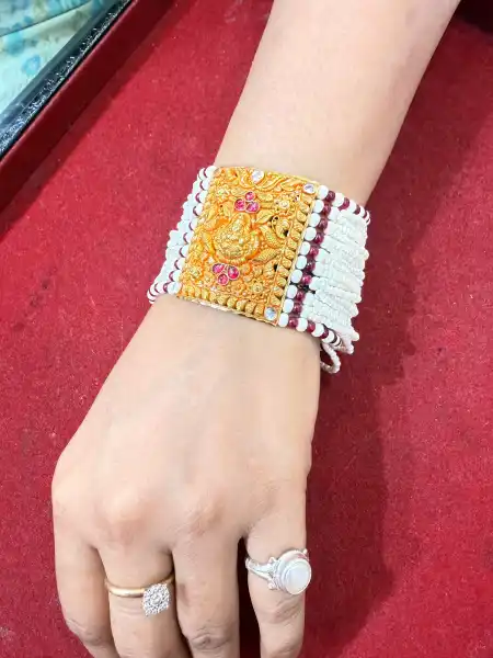 BANGLES  - GOVIND LAL SURESH CHANDRA JEWELLERS