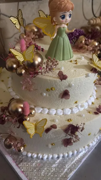 CAKE 3 - HIMALAY BAKERY & CONFECTIONERY