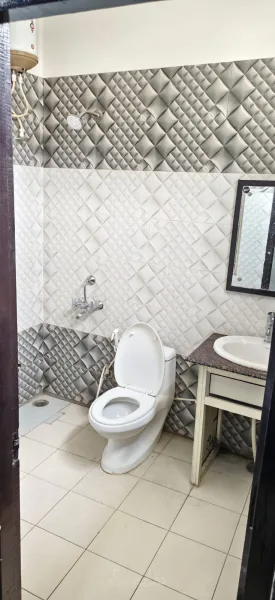  - HOTEL SIDDHANT