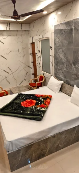  - HOTEL SIDDHANT